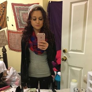 Meet your Posher, Alisha